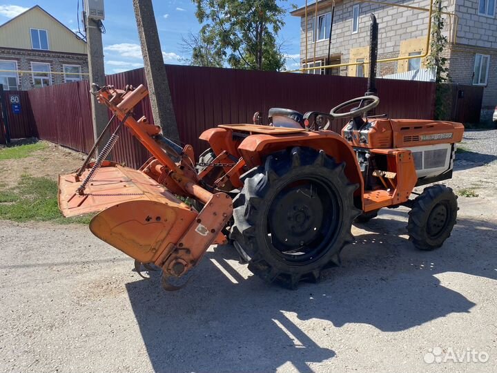 Мини-трактор Kubota B1-16, 2002