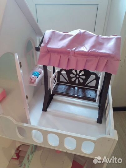 Домик кукольный