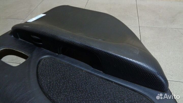 Обшивка двери задней левой Hyundai Sonata 4 (EF)