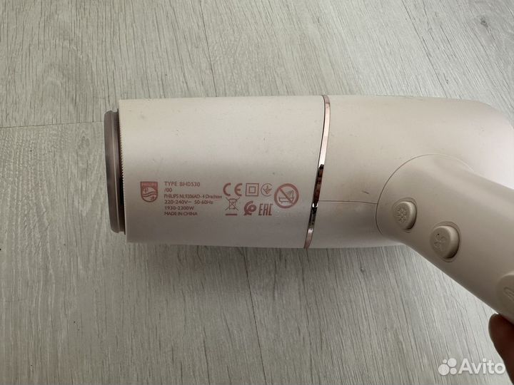 Фен для волос philips