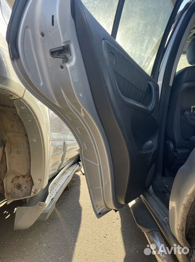 Mercedes мл 163 двери