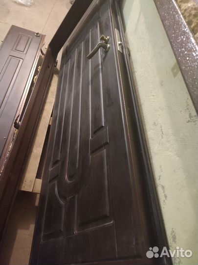 Дверь входная металлическая двустворчатая