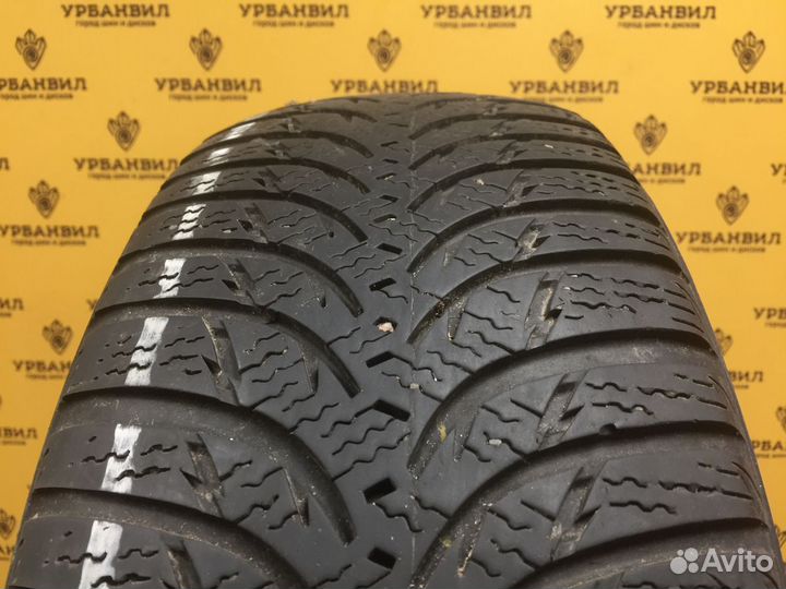 Kumho WinterCraft WP51 205/65 R15 94T
