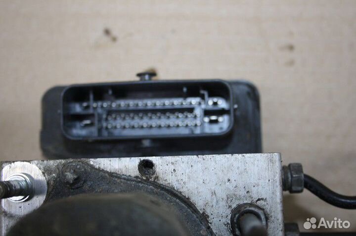 Блок ABS (насос) Volkswagen polo (SED) 2011