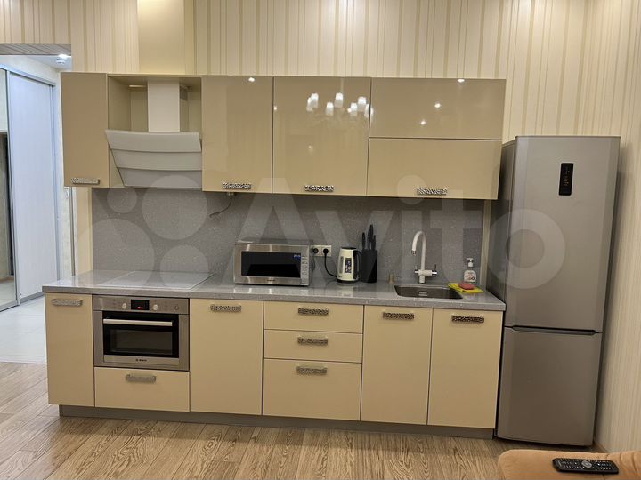 1-к. квартира, 70 м², 8/23 эт.