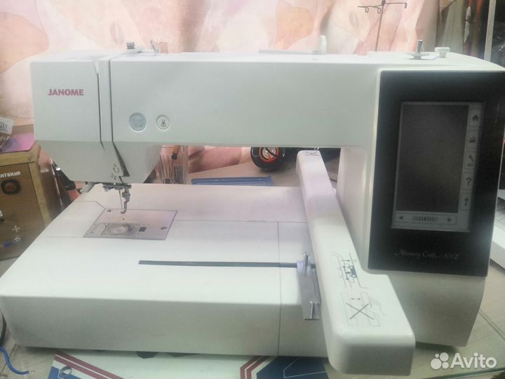 Вышивальная машина Janome Memory Craft 500E
