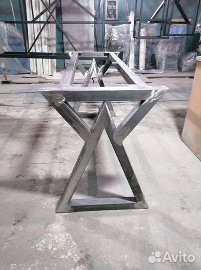 Ножки стола: современный лофт стиль