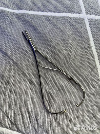 Щипцы Мэтью с узкими щечками