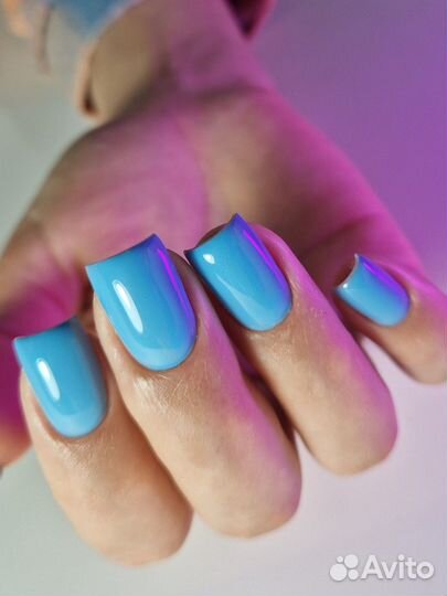 Маникюр и педикюр