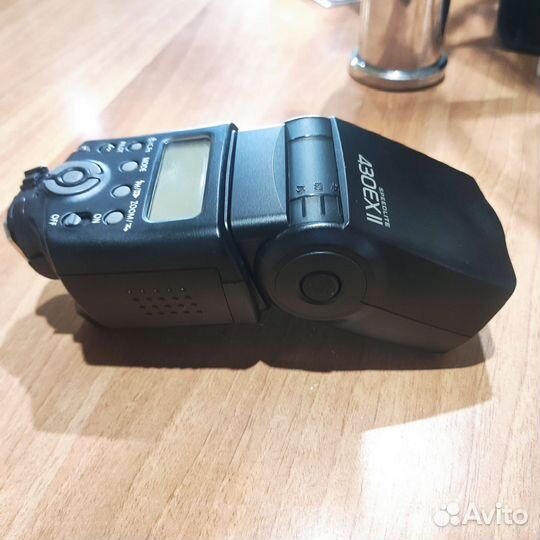 Canon speedlite 430 EX ll