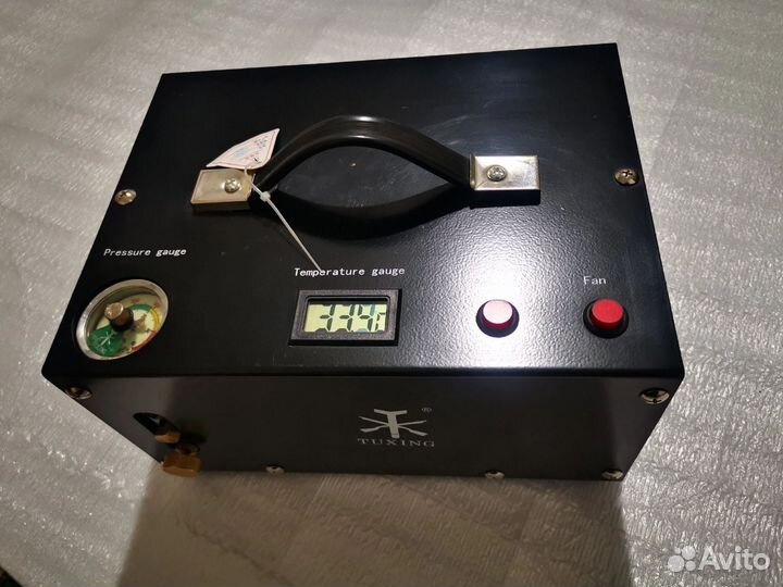 Компрессор автомобильный