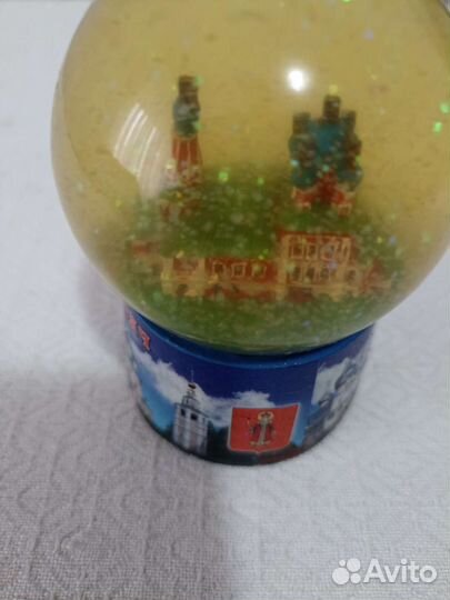 Сувенир снежный шар