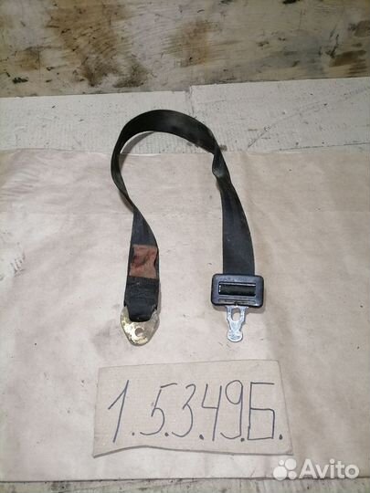 Ремень безопасности зад центр Митсубиси Лансер 8