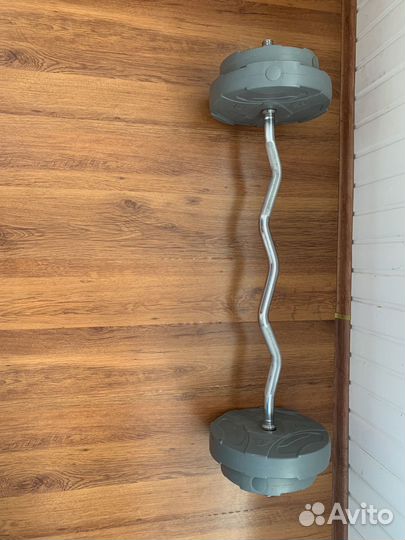 Гриф стальной изогнутый 30x1200мм Torneo+ Блины