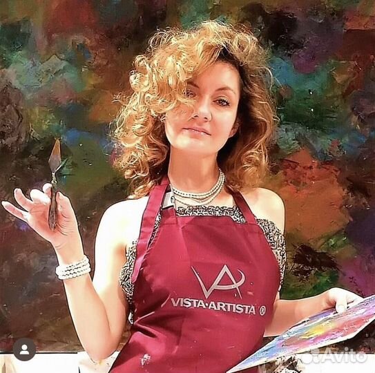 Преподаватель рисунка и живописи