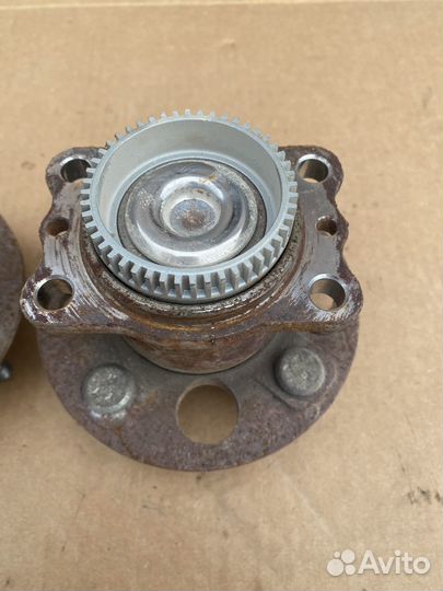 Задние ступицы всборе Hyundai Solaris