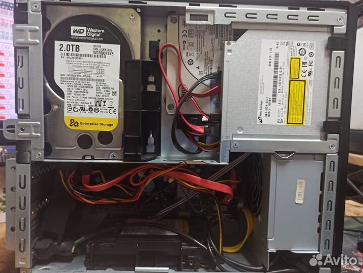 Сервер xeon 1150 / 16Gb / ssd 200 Gb / 4Tb