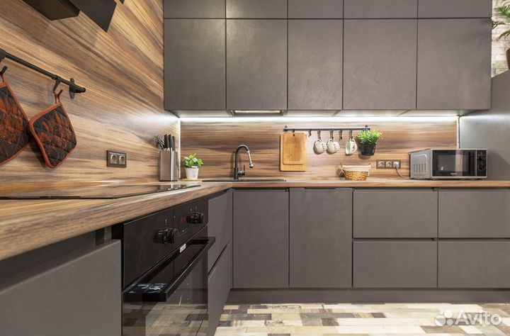 Кухня до потолка на заказ