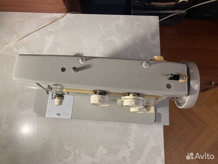 Швейная машина Подольск 142