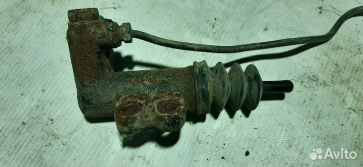 Цилиндр сцепления Kia Sportage 4