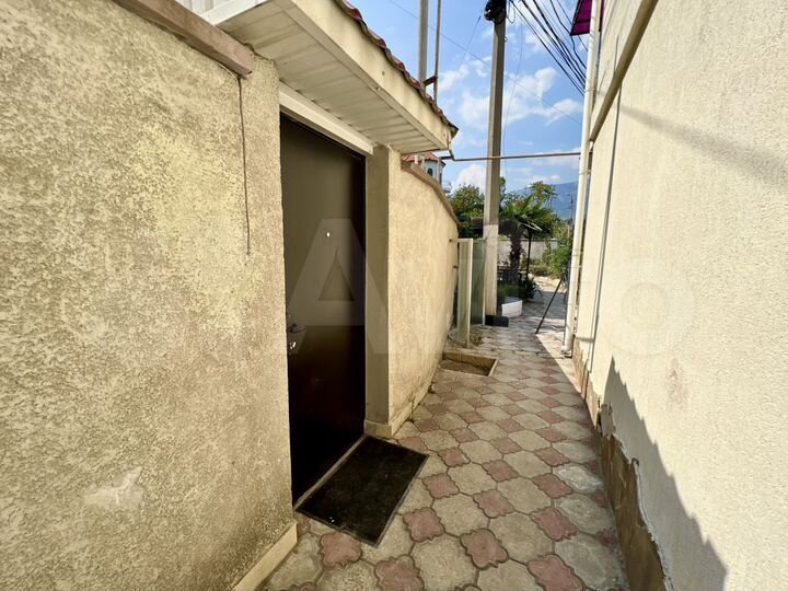 Дом 270 м² на участке 2 сот.