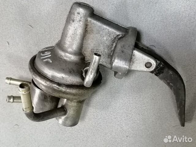Бензонасос механический Mitsubishi Mirage 1991