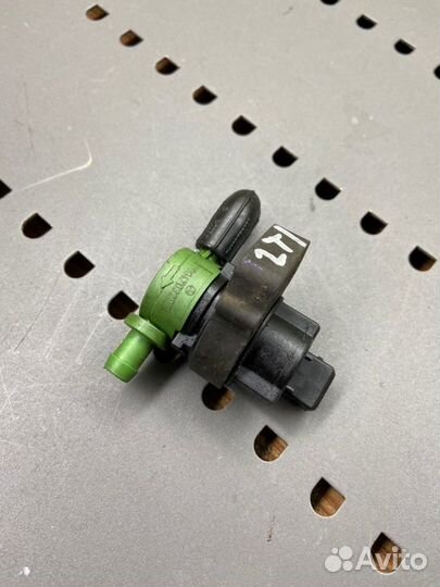 Клапан вентиляции топливного бака Mercedes-Benz