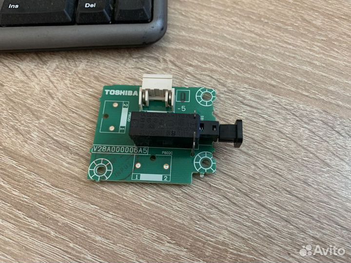 Плата кнопки включения для тв Toshiba