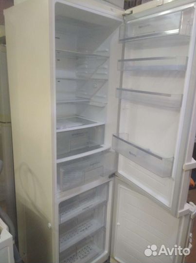 Холодильник LG