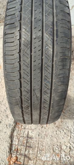 Michelin Latitude Tour HP 215/65 R16
