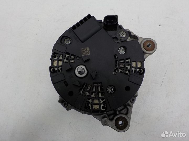 Генератор Volkswagen Tiguan 2016