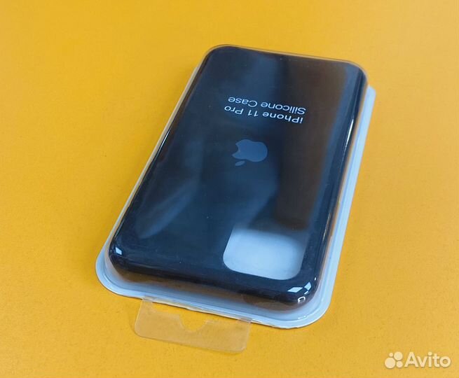 Чехол на iPhone 11 pro черный