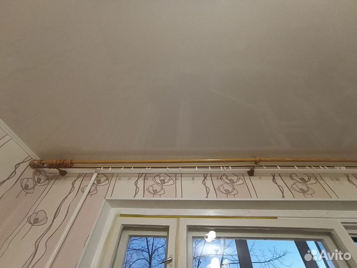 Карнизы для штор деревянные