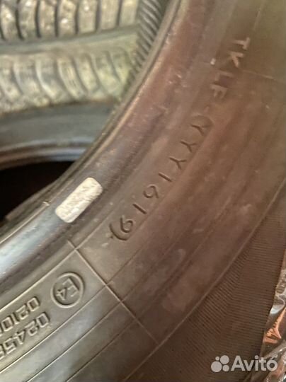 Yokohama BluEarth AE50 215/65 R17