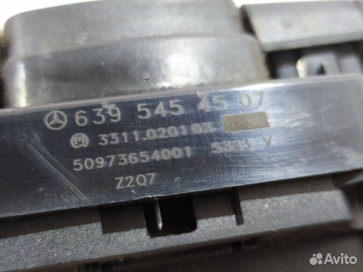 Блок кнопок Mercedes Vito W639 2.1D 2007