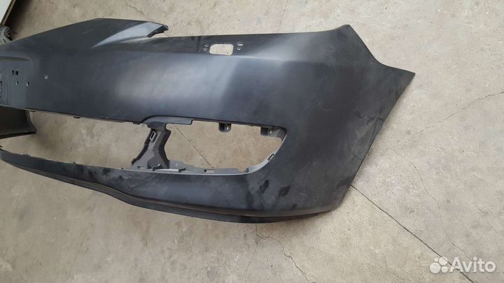 Продаётся бампер передний на Мазда 3 хэтчбек