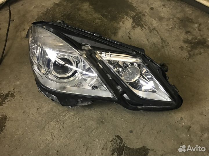 Мерседес 212 фара Mercedes
