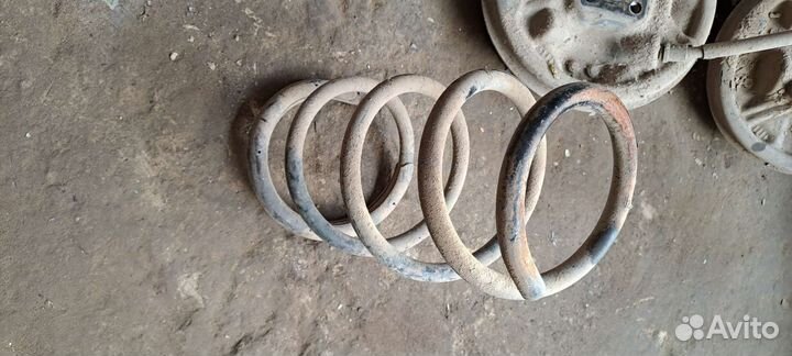 Пружина передняя рено логан 1