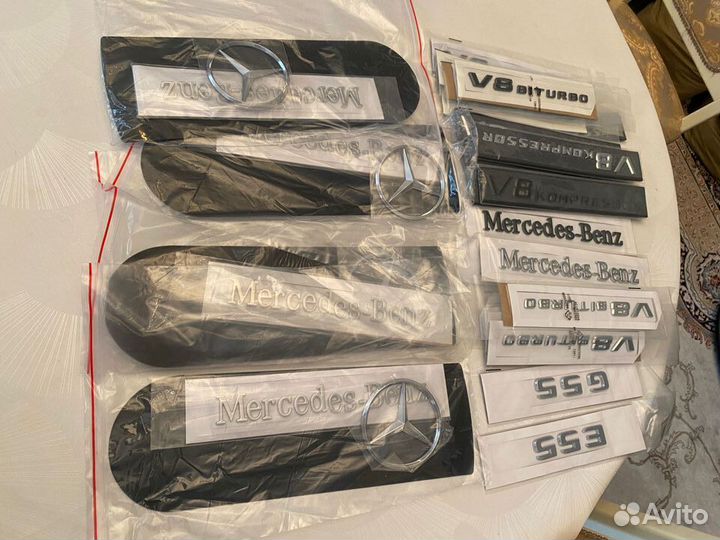 Шильдики и значки на Mercedes