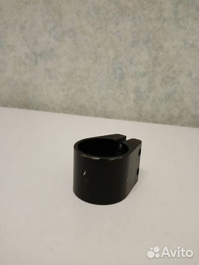 Зажим на самокат