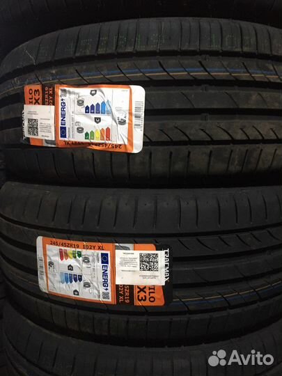 Tracmax X-Privilo TX3 245/45 R19