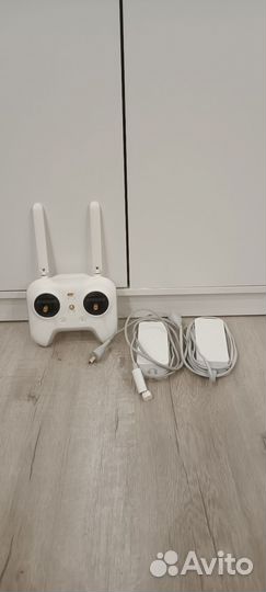 Пульт + две зарядки для квадракоптера mi dron 4k