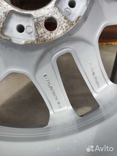 R17 Kumho Radial 798 Plus 235/65, PCD 5x120 DIA 72.6