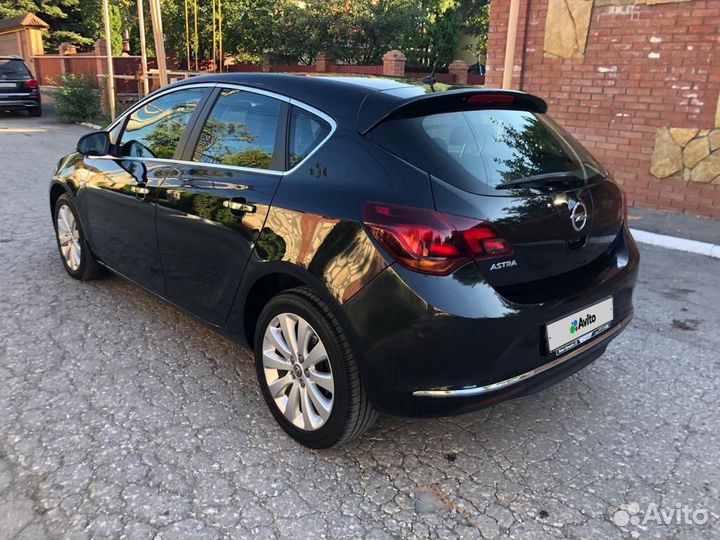 Opel Astra 1.6 МТ, 2014, 44 364 км