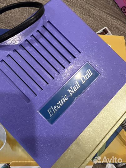 Аппарат для маникюра и педикюра с фрезами