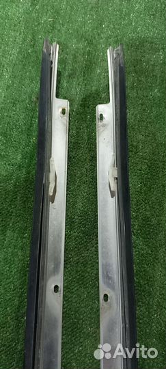 Молдинги лоб.стекла ниссан максима а32, цефиро