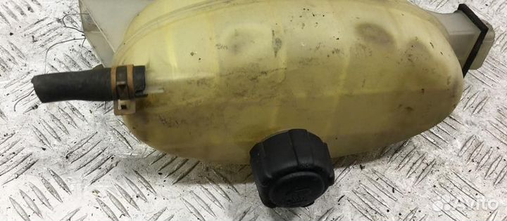 Бачок расширительный Renault Trafic