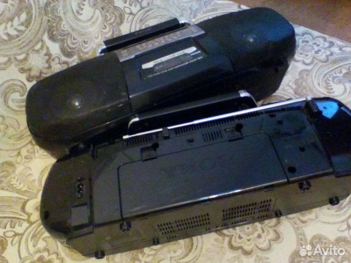 Магнитолы.радио.sony.2шт