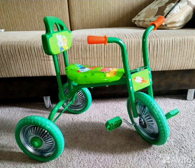 Детский трехколесный велосипед