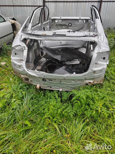 Задняя панель Volkswagen polo 5